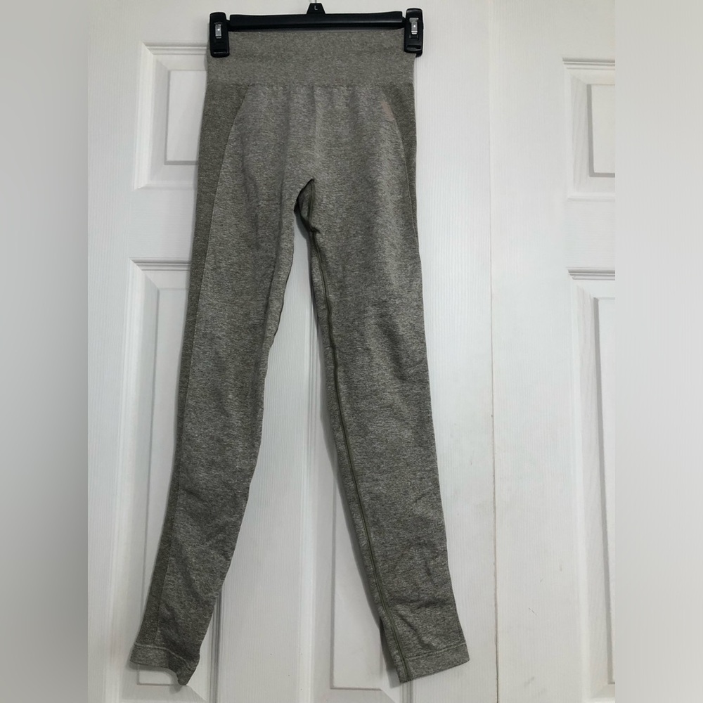 Gymshark flex women’s high‎ waist leggings fits size XS or small tan